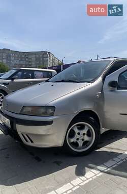 Хэтчбек Fiat Punto 2002 в 