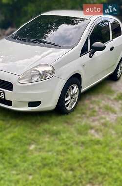 Fiat Punto 2011 Fiat Punto 2011