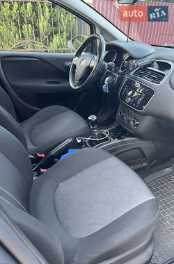 Хэтчбек Fiat Punto 2014 в 