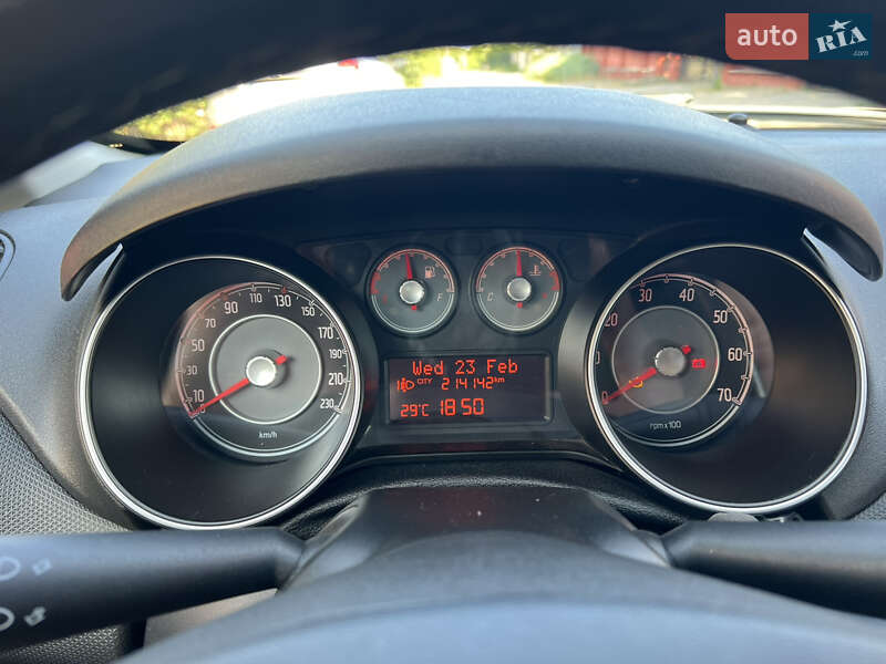 Хэтчбек Fiat Punto 2014 в Львове