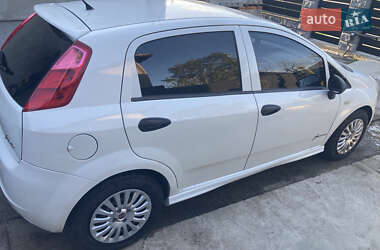 Fiat Punto 2011 Fiat Punto 2011