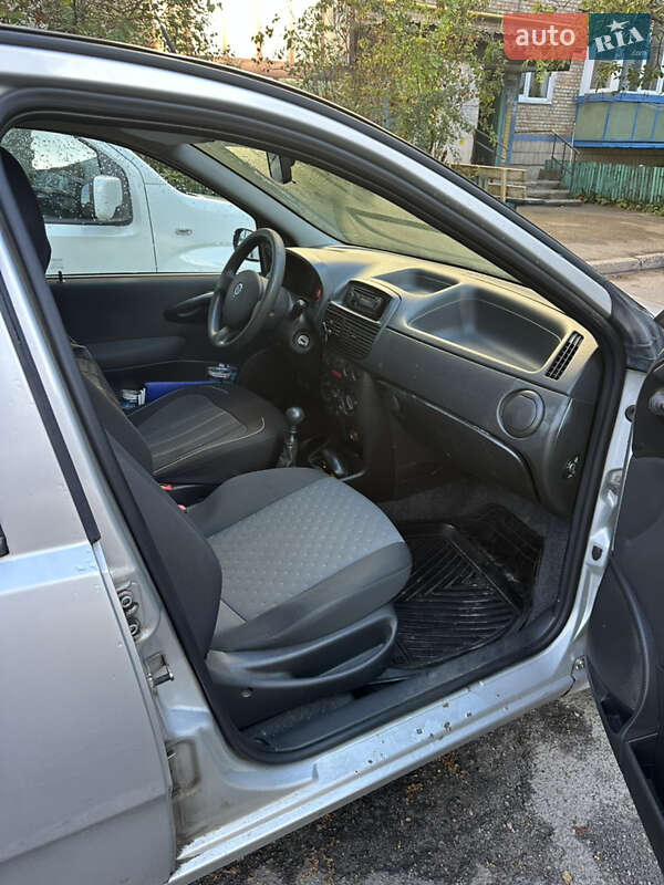 Хэтчбек Fiat Punto 2007 в Киеве