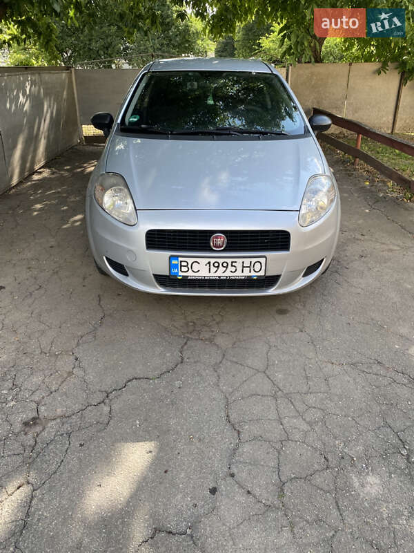 Хэтчбек Fiat Punto 2013 в Умани