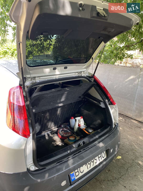Хэтчбек Fiat Punto 2013 в Умани