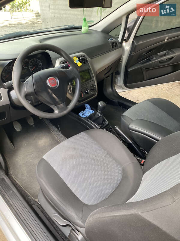Хэтчбек Fiat Punto 2013 в Умани