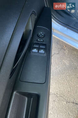 Хэтчбек Fiat Punto 2013 в 