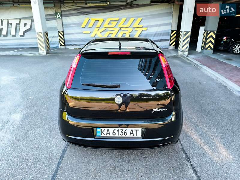 Хэтчбек Fiat Punto 2006 в Киеве