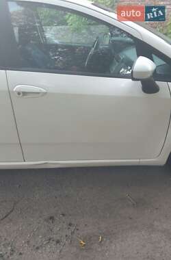 Хэтчбек Fiat Punto 2009 в 