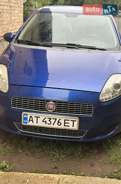 Хэтчбек Fiat Punto 2009 в Коломые