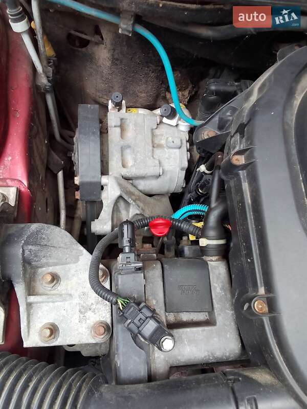 Хэтчбек Fiat Punto 2000 в Иваничах