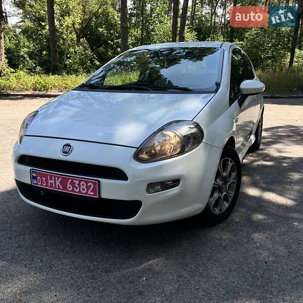 Хэтчбек Fiat Punto 2012 в Черкассах