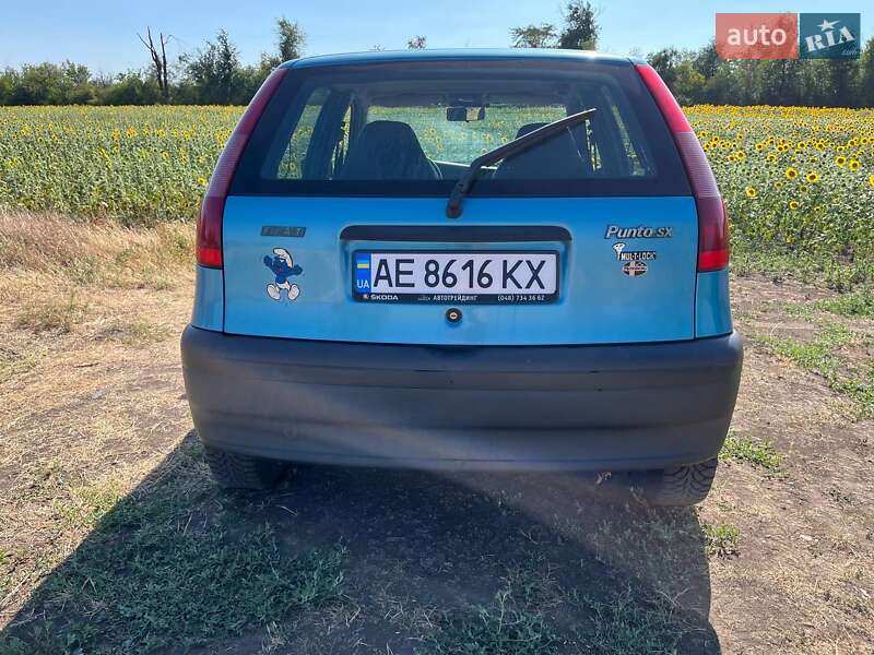 Хэтчбек Fiat Punto 1999 в Кривом Роге