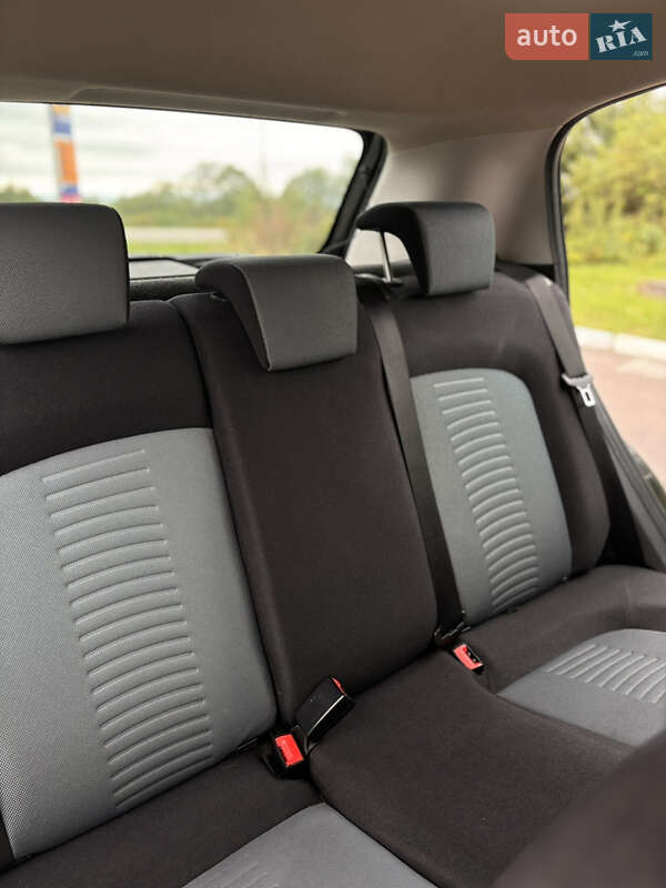 Хэтчбек Fiat Punto 2008 в Стрые