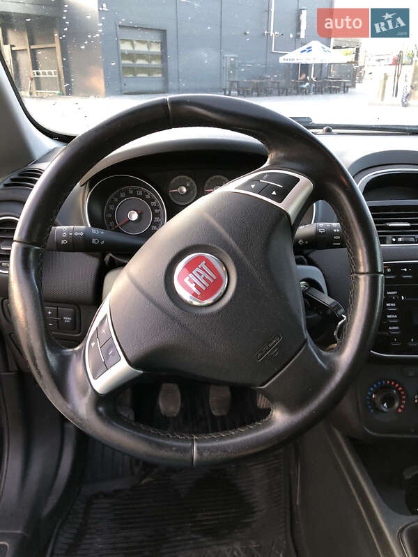 Хэтчбек Fiat Punto 2014 в Тернополе