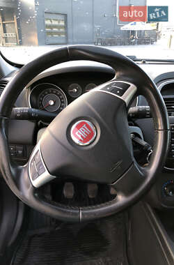 Хэтчбек Fiat Punto 2014 в 