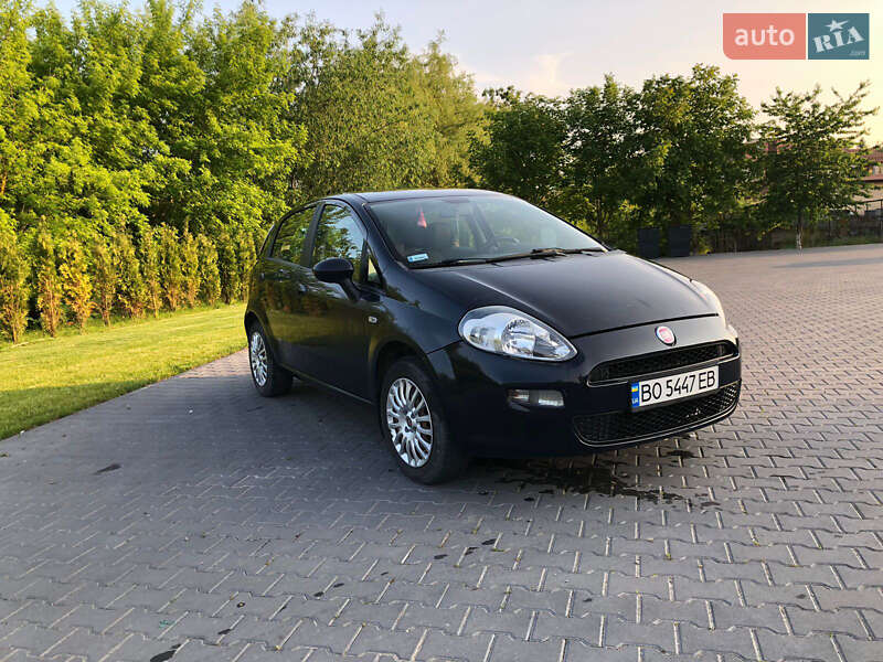 Хэтчбек Fiat Punto 2014 в Тернополе
