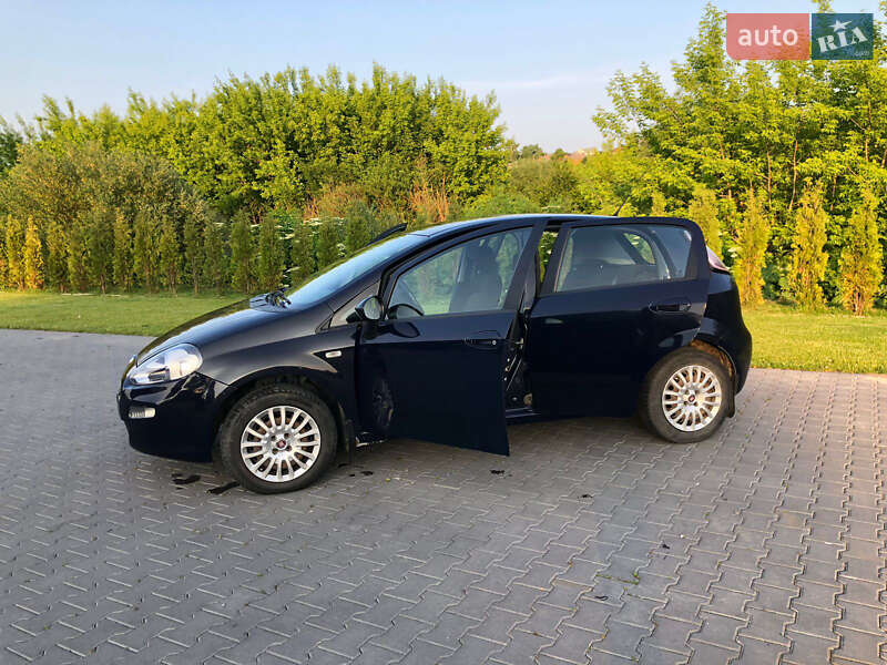 Хэтчбек Fiat Punto 2014 в Тернополе