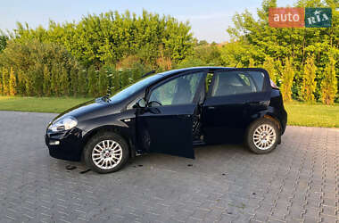 Хэтчбек Fiat Punto 2014 в 