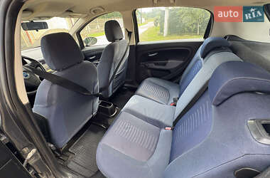 Хэтчбек Fiat Punto 2007 в 