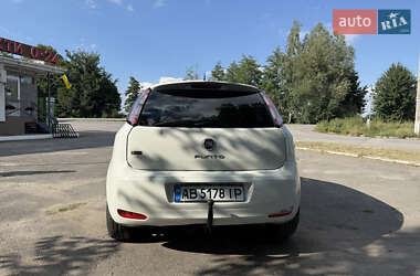 Хетчбек Fiat Punto 2012 в 