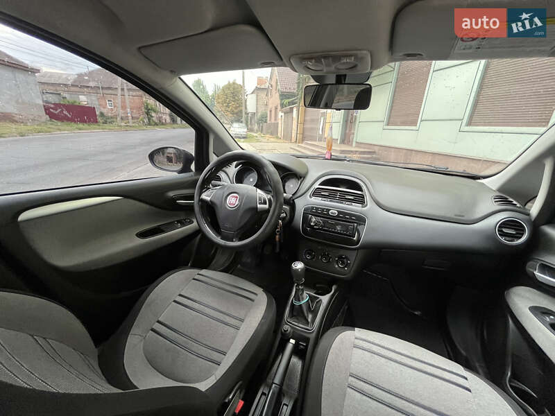 Хэтчбек Fiat Punto 2011 в Запорожье