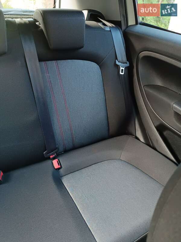 Хэтчбек Fiat Punto 2012 в Ровно