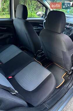 Хэтчбек Fiat Punto 2007 в 
