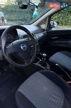 Хэтчбек Fiat Punto 2007 в 
