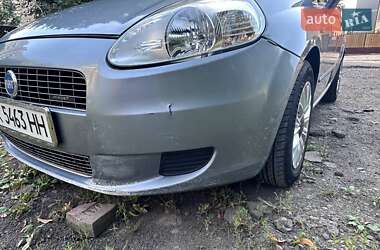 Хэтчбек Fiat Punto 2007 в 