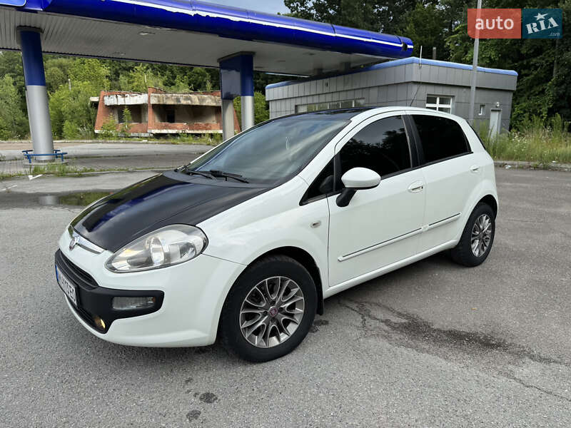 Хэтчбек Fiat Punto 2011 в Житомире фото 3 Хэтчбек Fiat Punto 2011 в Житомире