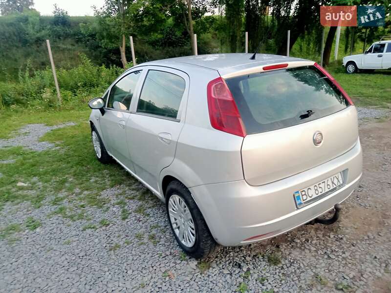 Хэтчбек Fiat Punto 2010 в Самборе