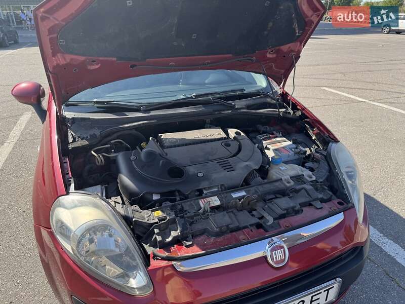 Хетчбек Fiat Punto 2011 в Кременчуці