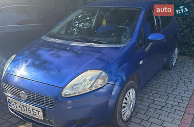 Хэтчбек Fiat Punto 2009 в 