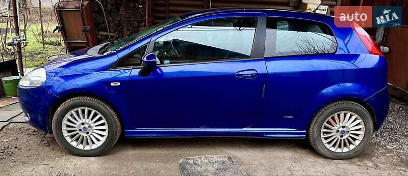 Хэтчбек Fiat Punto 2007 в Кривом Роге