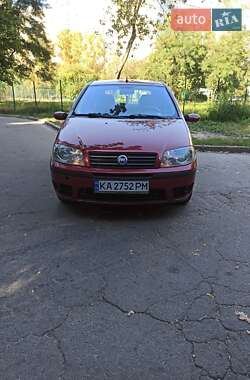 Хэтчбек Fiat Punto 2004 в 