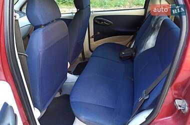 Хэтчбек Fiat Punto 2004 в 