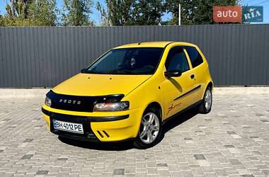 Хэтчбек Fiat Punto 2000 в 