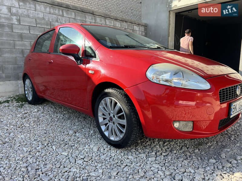Хэтчбек Fiat Punto 2007 в Кременце