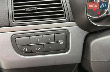 Хэтчбек Fiat Punto 2009 в 