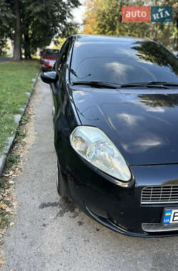 Хэтчбек Fiat Punto 2007 в 