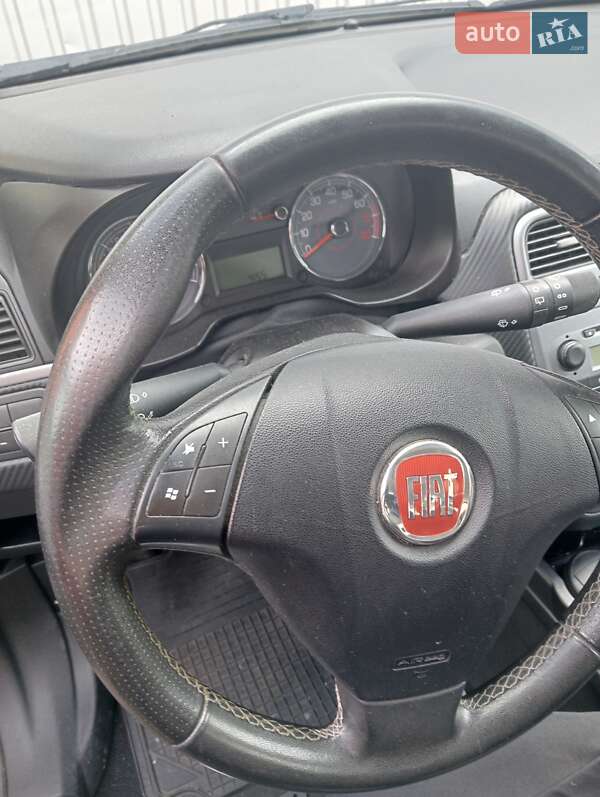 Хэтчбек Fiat Punto 2009 в Черкассах фото 4 Хэтчбек Fiat Punto 2009 в Черкассах