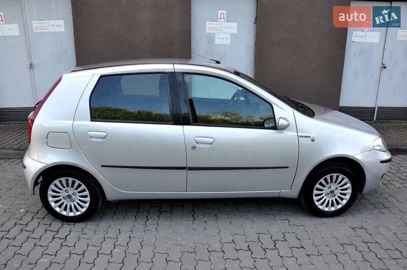 Хетчбек Fiat Punto 2009 в Львові