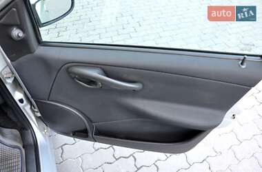 Хэтчбек Fiat Punto 2009 в 