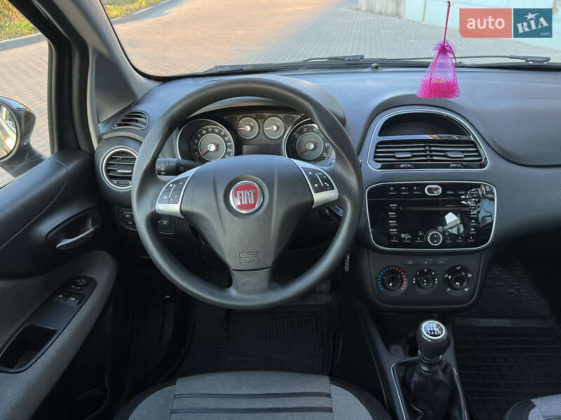 Хэтчбек Fiat Punto 2010 в Ровно