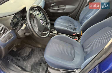 Хэтчбек Fiat Punto 2008 в 