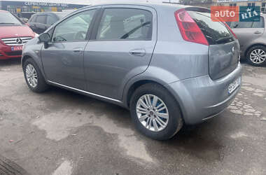 Хэтчбек Fiat Punto 2008 в 