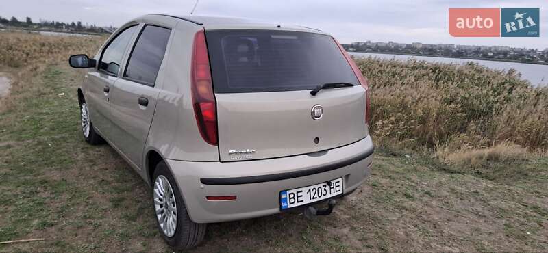 Хэтчбек Fiat Punto 2010 в Николаеве