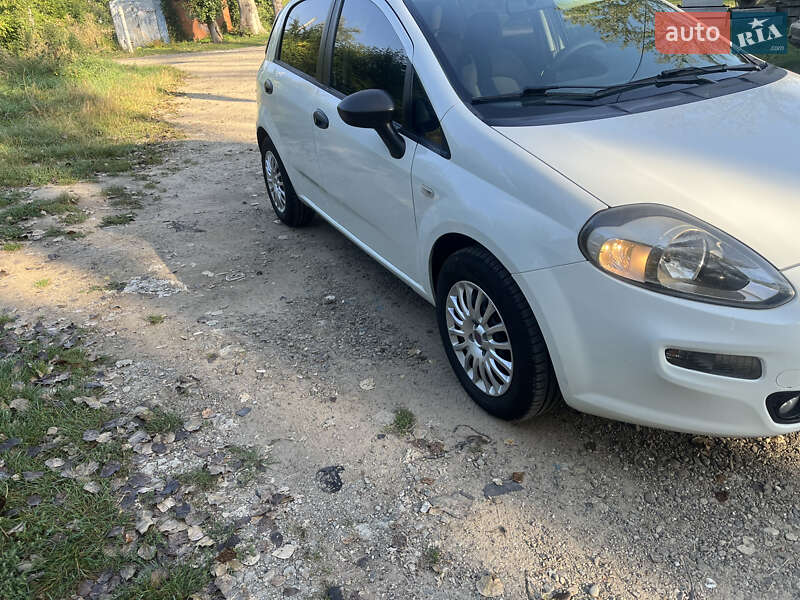 Хэтчбек Fiat Punto 2012 в Калуше фото 7 Хэтчбек Fiat Punto 2012 в Калуше