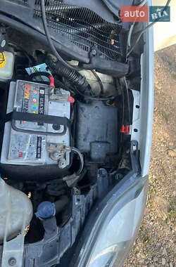 Хетчбек Fiat Punto 2012 в  фото 24 Хетчбек Fiat Punto 2012 в