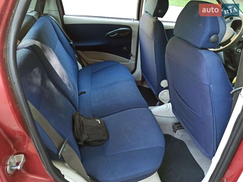 Хетчбек Fiat Punto 2004 в Києві